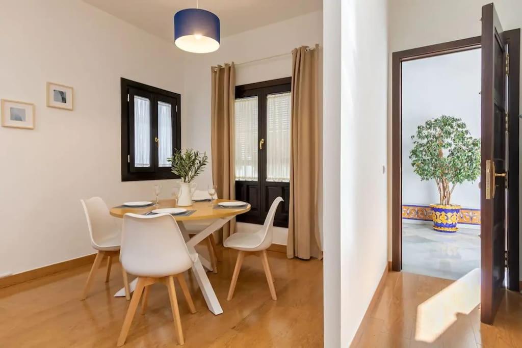 Jdcbi - Peaceful Lovely Apartment In City Center Seville Luaran gambar