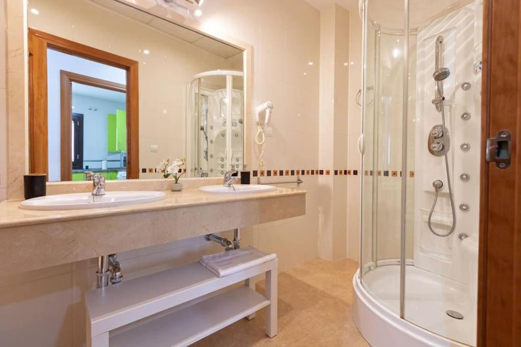 Jdcbi - Peaceful Lovely Apartment In City Center Seville Luaran gambar
